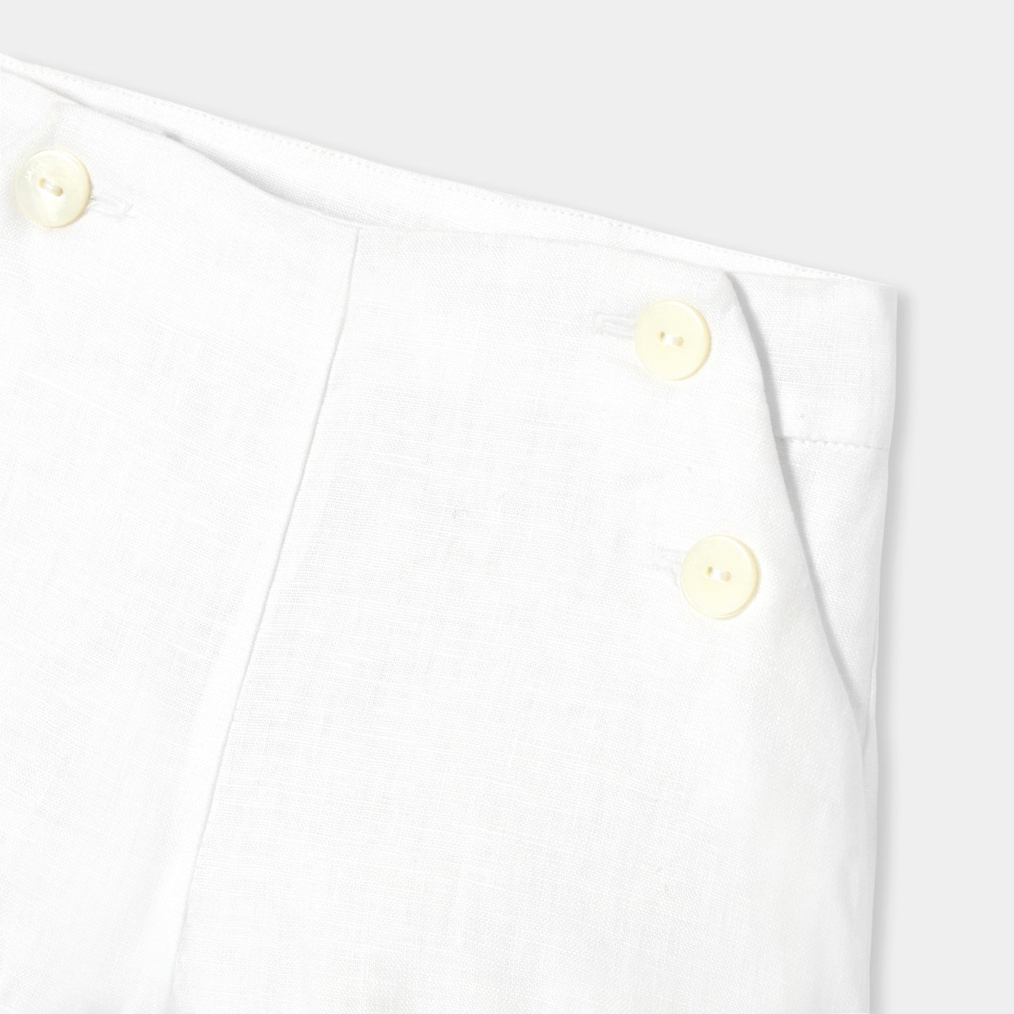 リネンショートパンツ