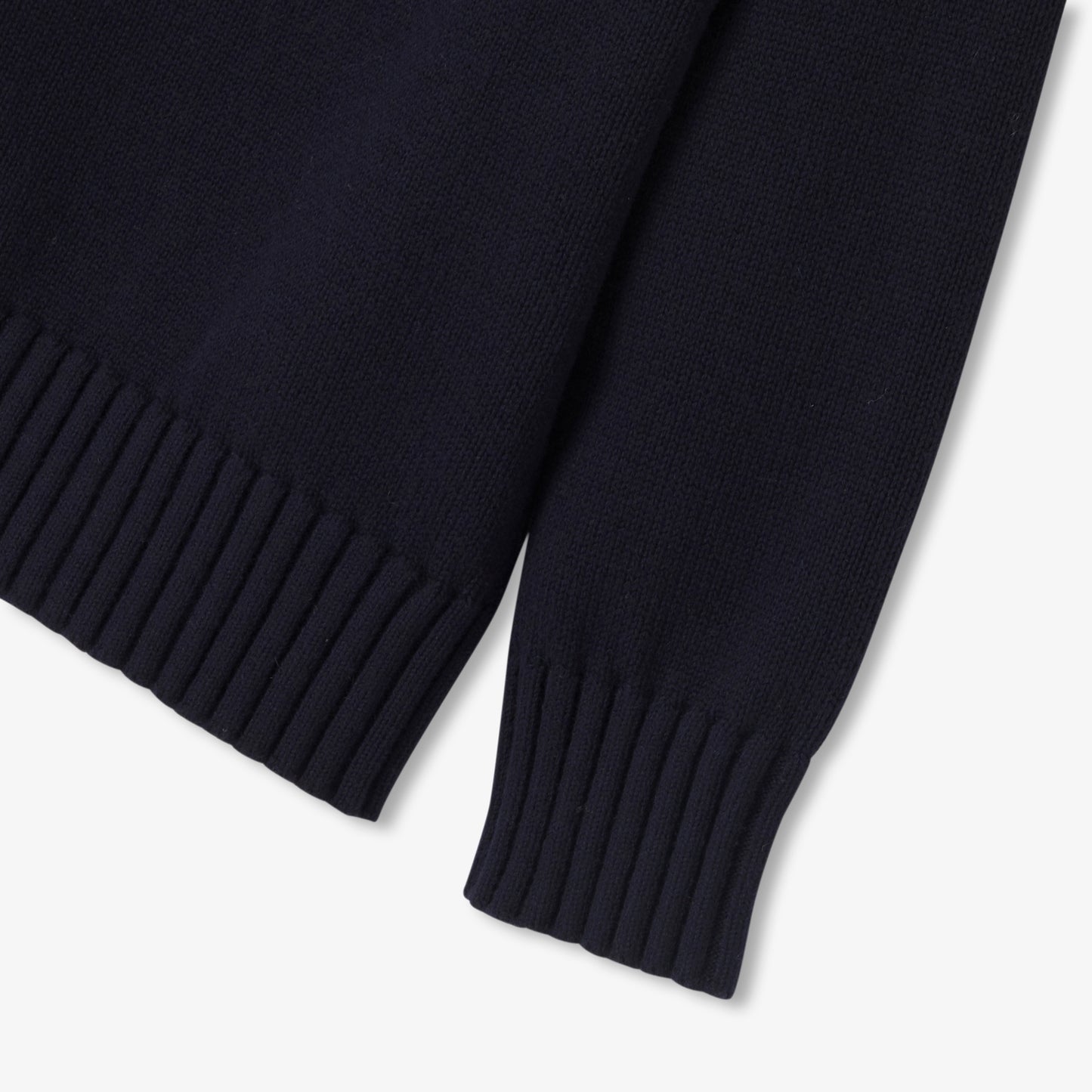 トラッカーネックセーター