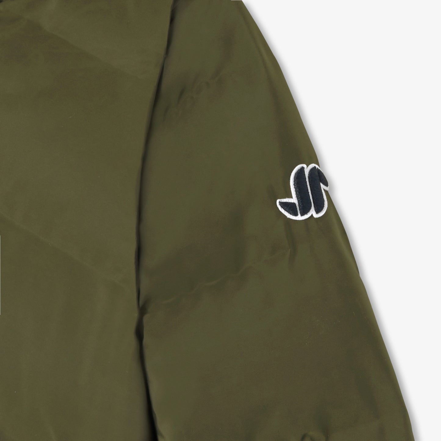 スポーティーシックダウンジャケット