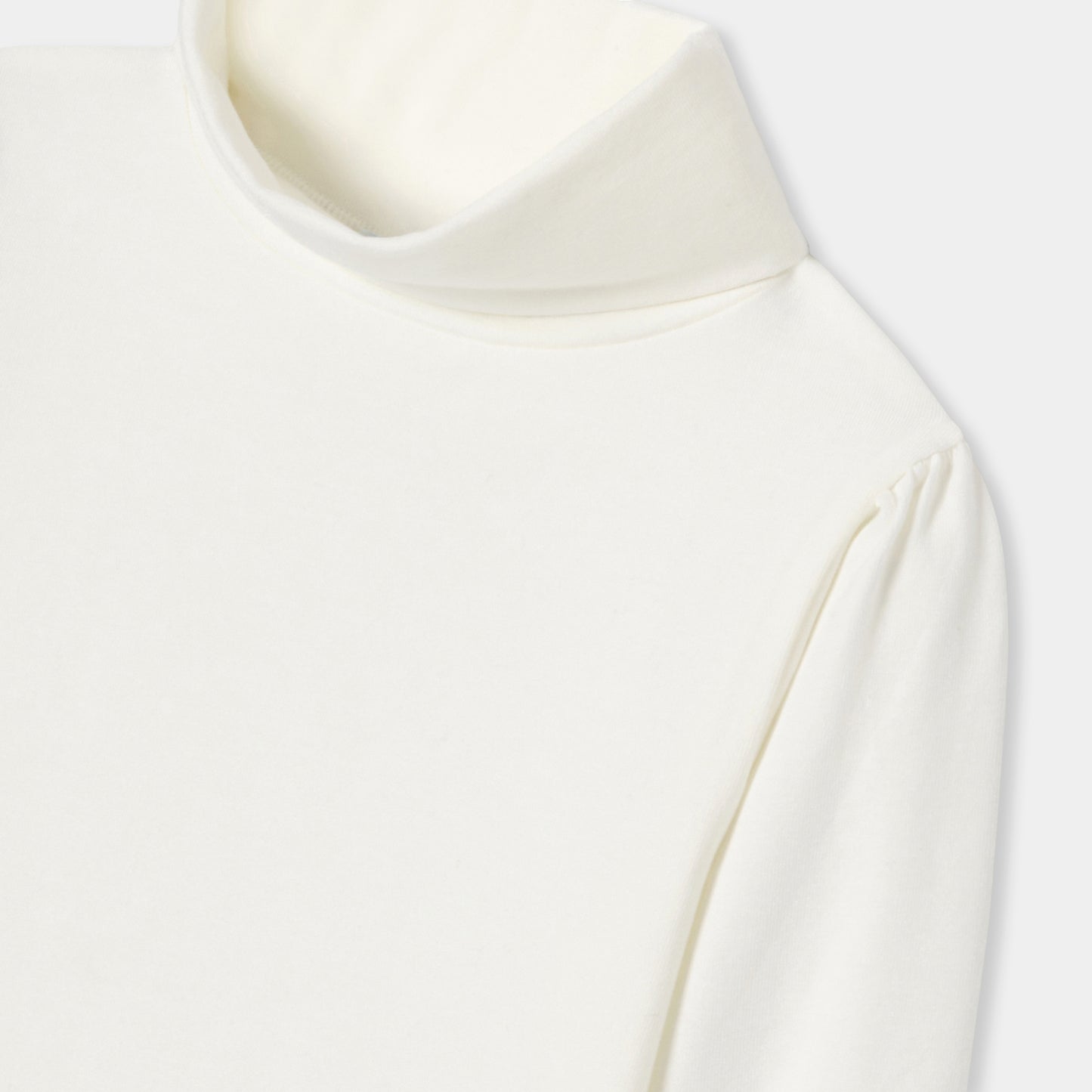 ハイネックシャツ