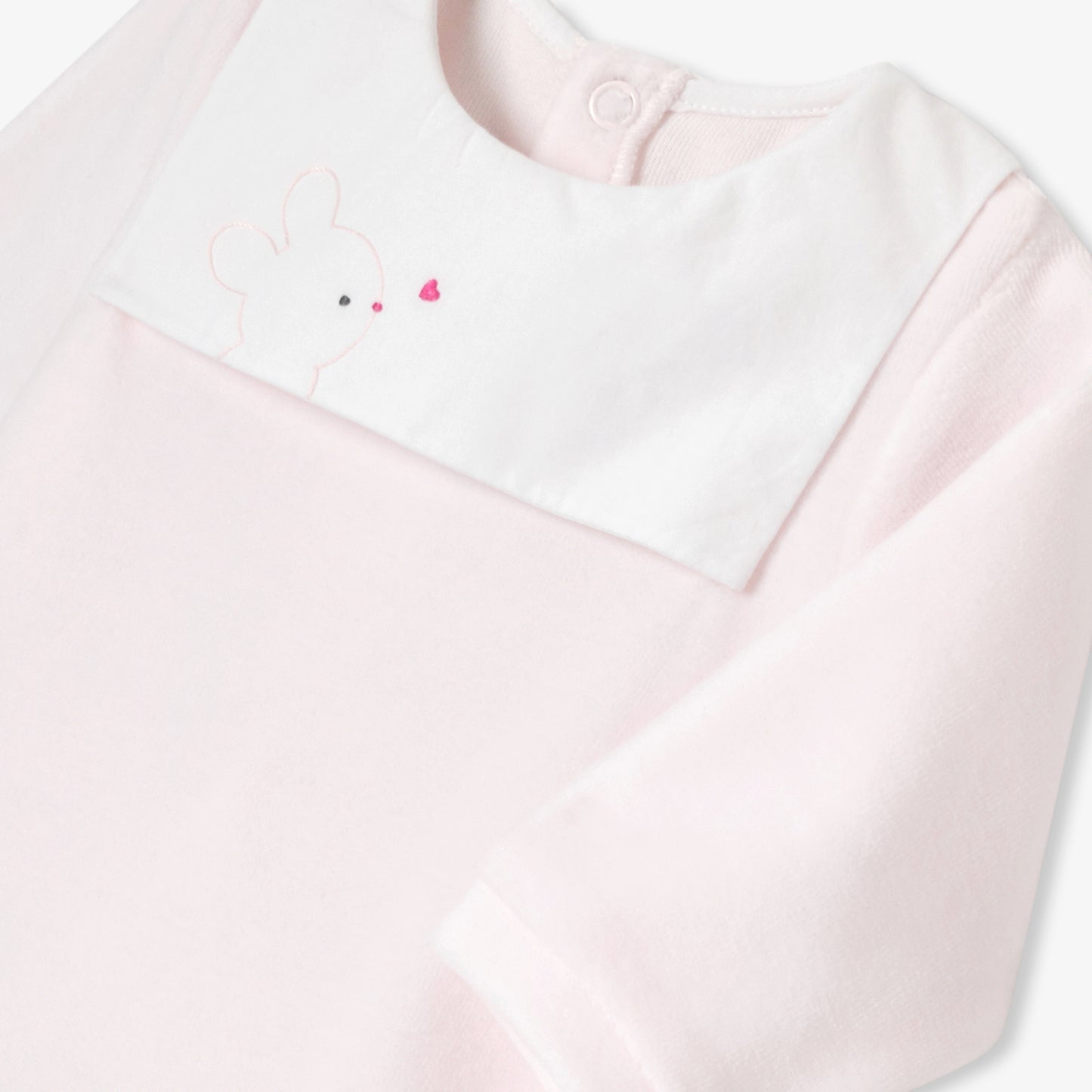 テディベア手刺しゅう入り足つきロンパース・パジャマ