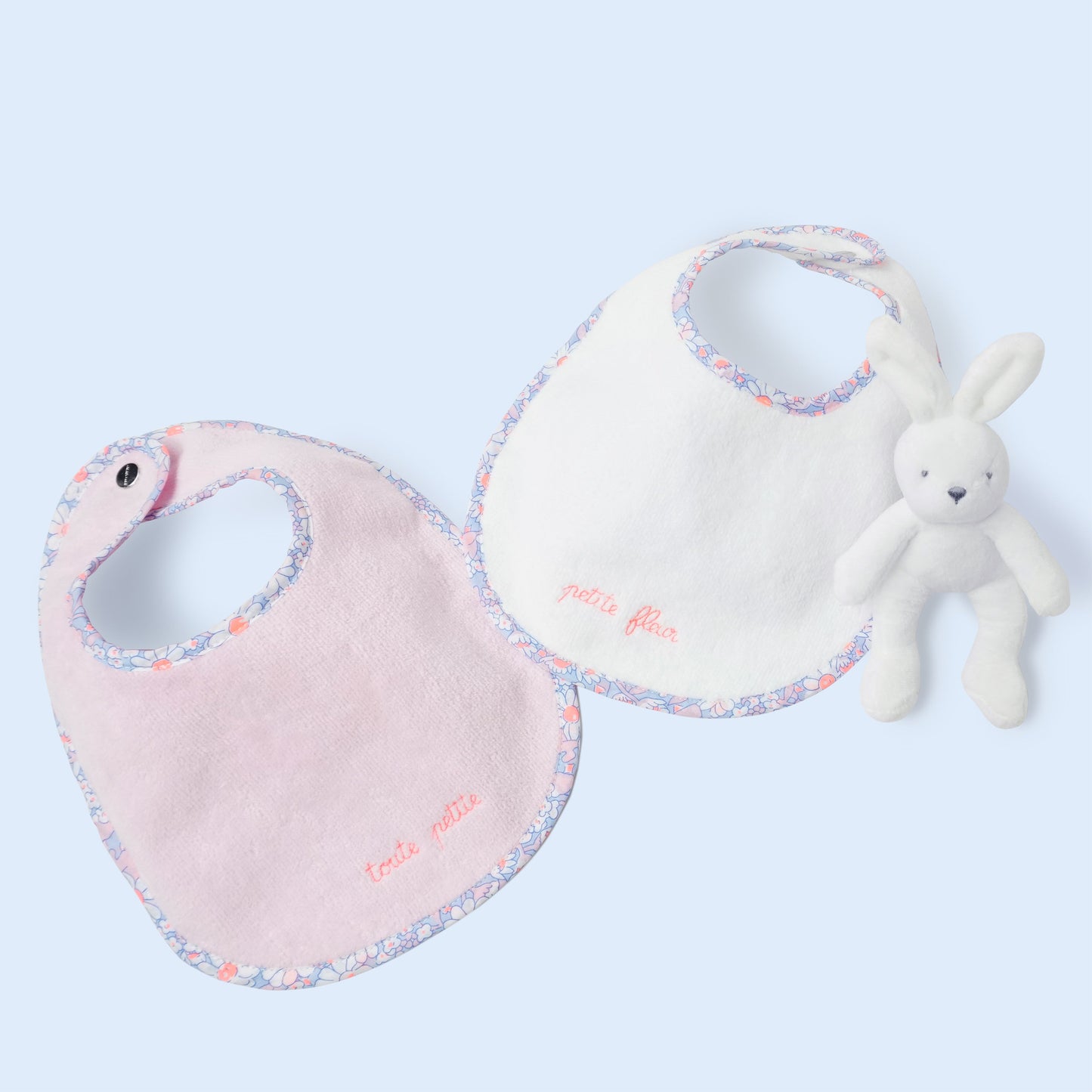 ギフトボックス付きセット - スタイ2枚・ぬいぐるみ