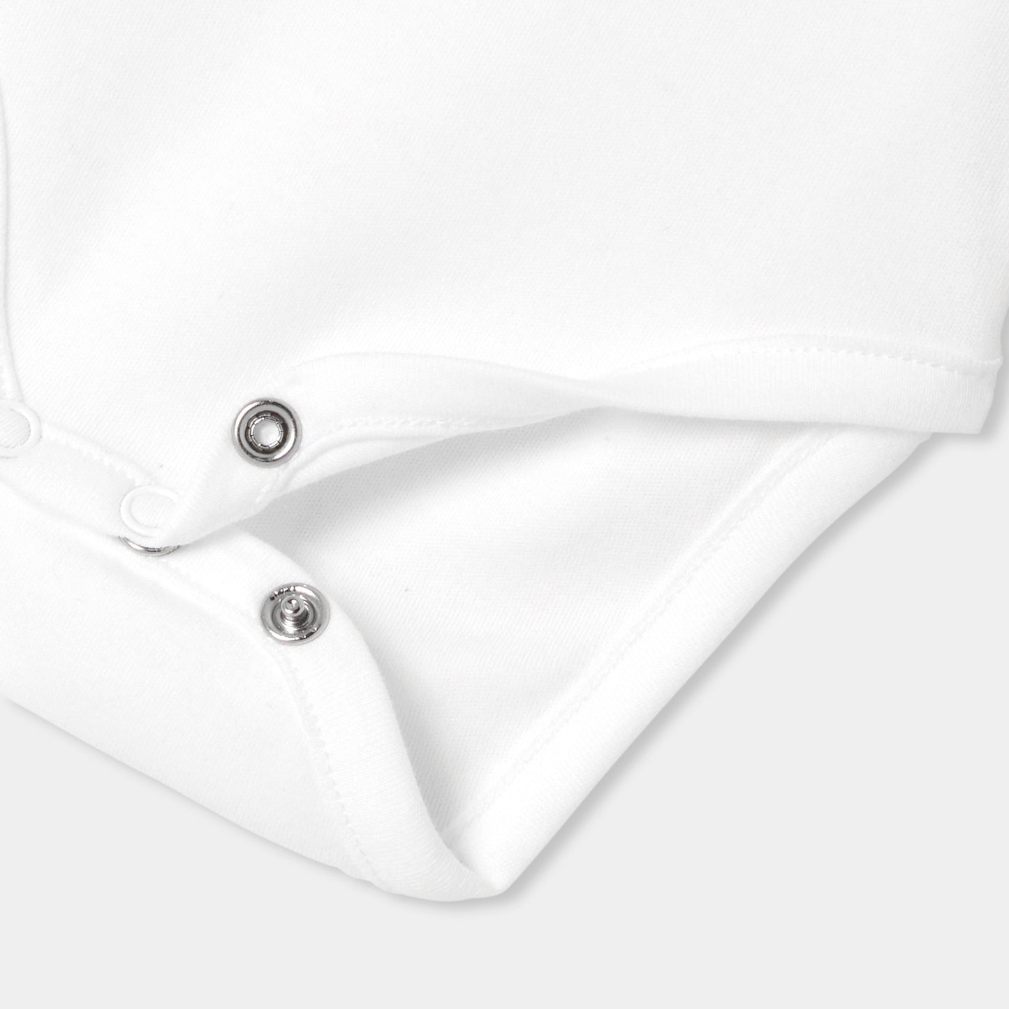 手刺しゅう入り半袖ボディスーツ