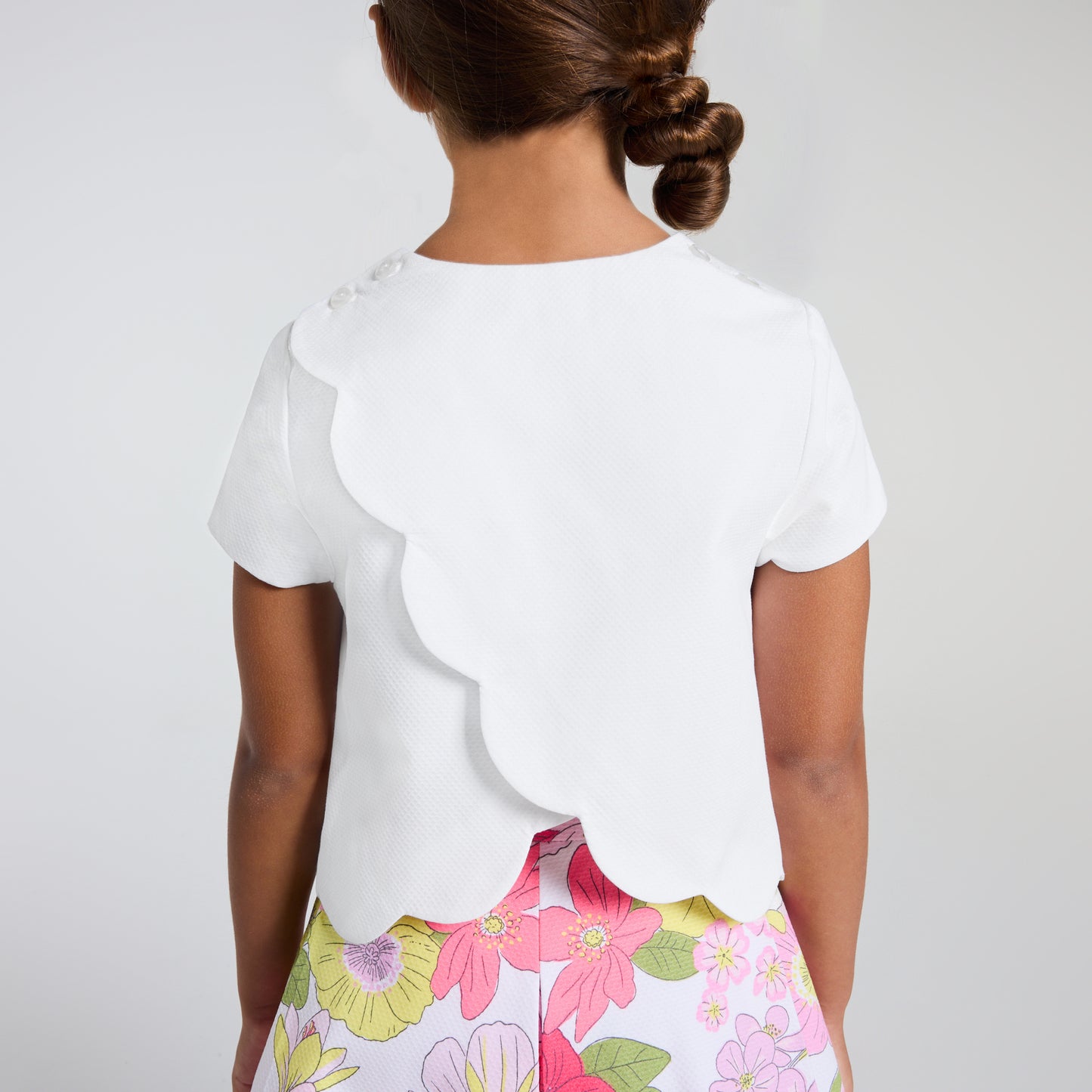 スカラップカットトップス