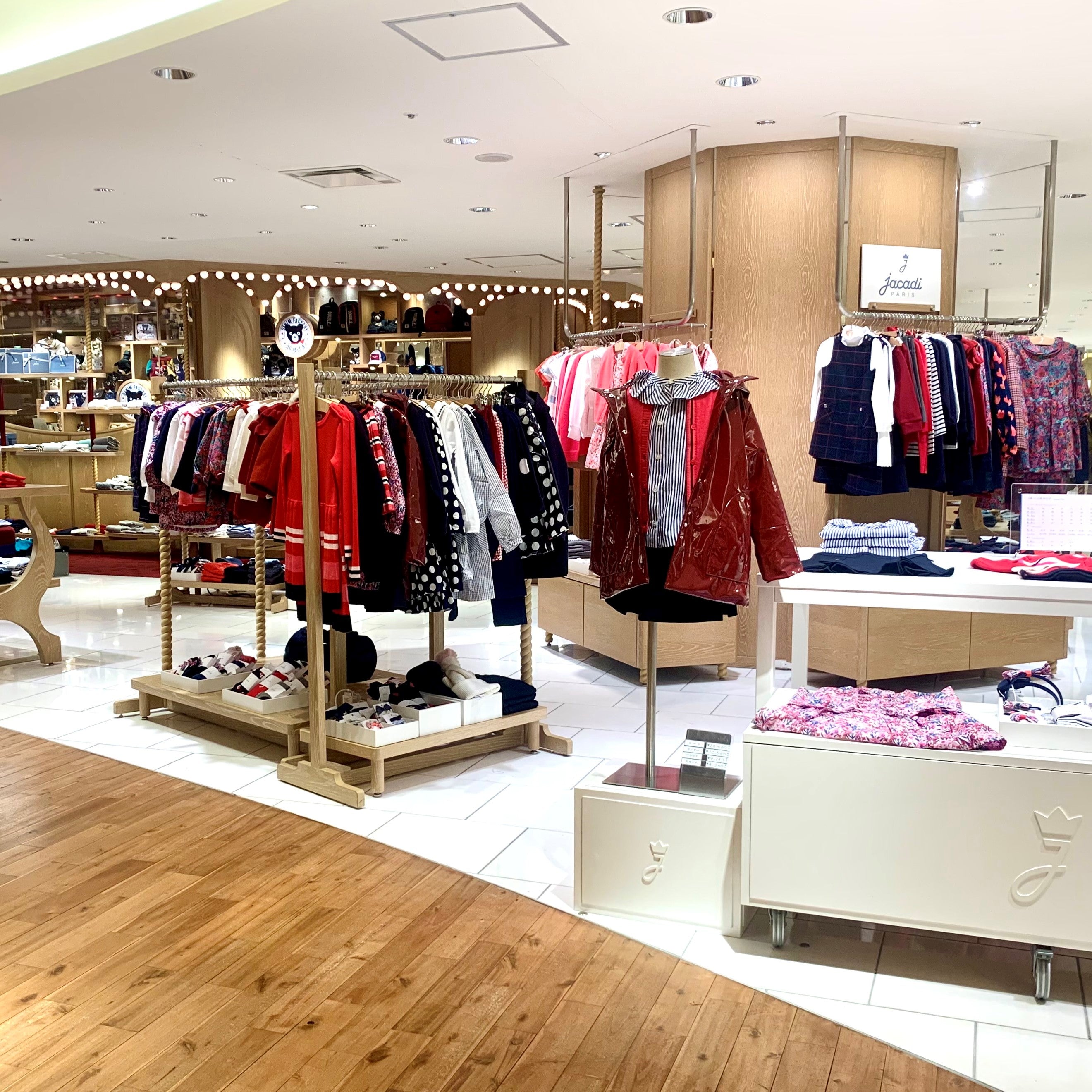 SHOP INFO | Jacadi Paris＜ジャカディ＞日本公式オンラインストア